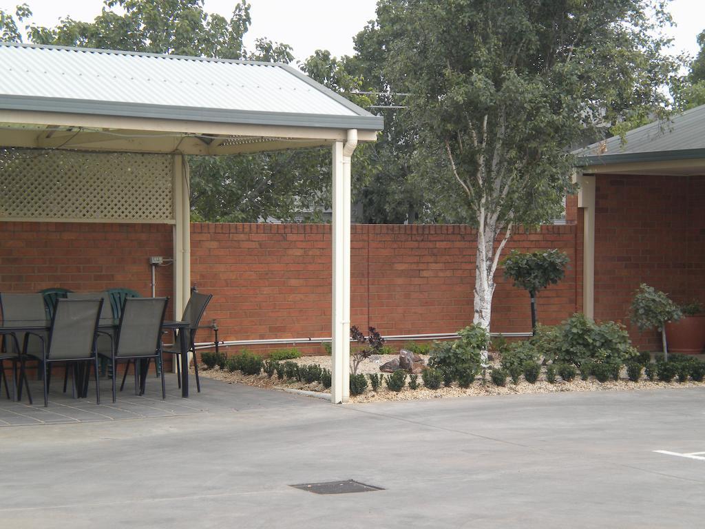 Moama Central Motel Echuca Exterior photo
